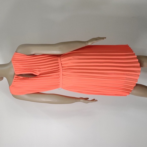 Banana Republic size 8 Neon orange accordion style sleeveless midi dress - Picture 6 of 12